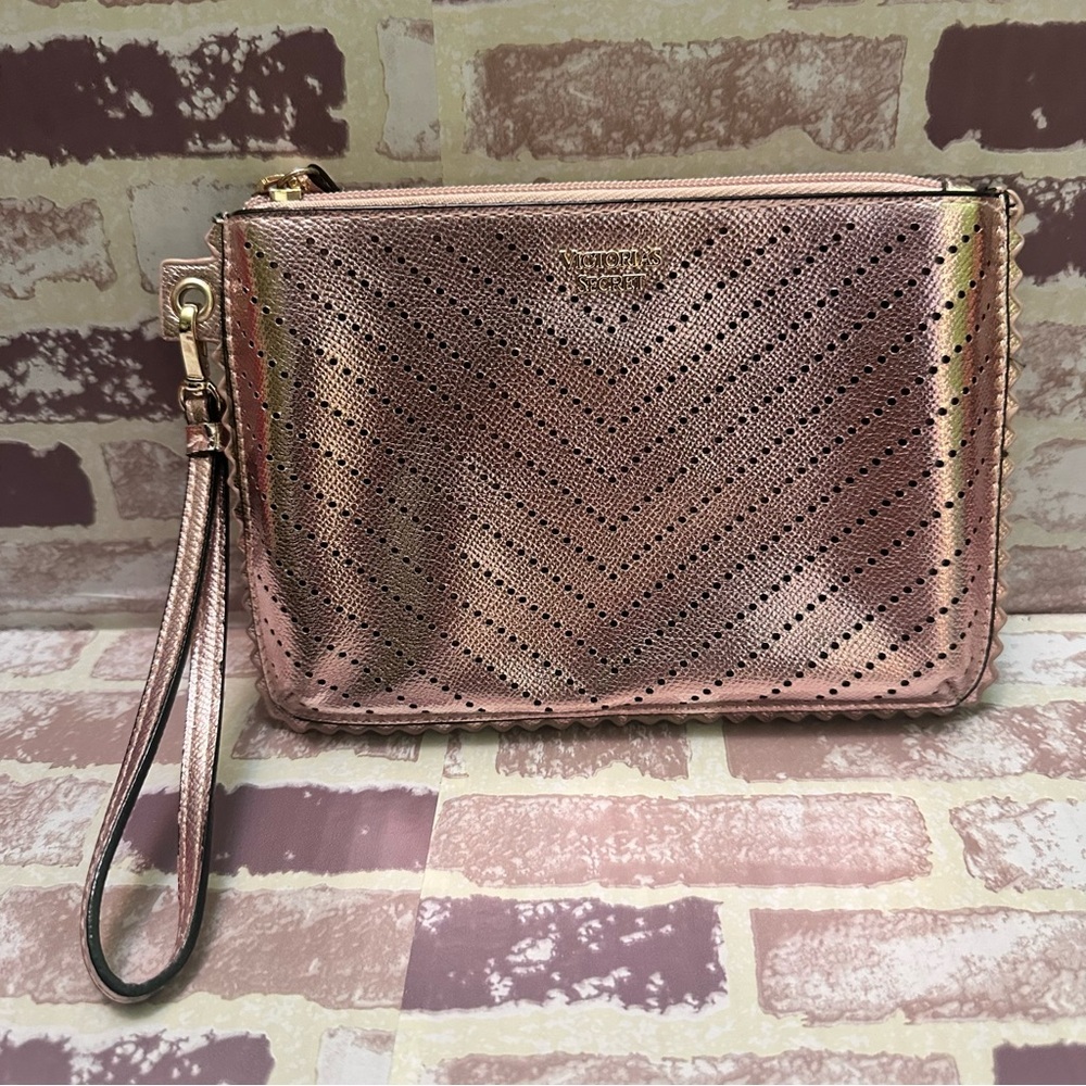 Victorias Secret Stylish Rose Gold Wristlet Clutch - Picture 7 of 9